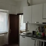 Lägenhet Comodita A Due Passi Dal Centro Di Verbania