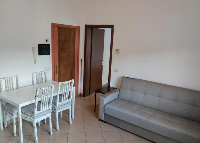 Comodita A Due Passi Dal Centro Di Apartment Verbania